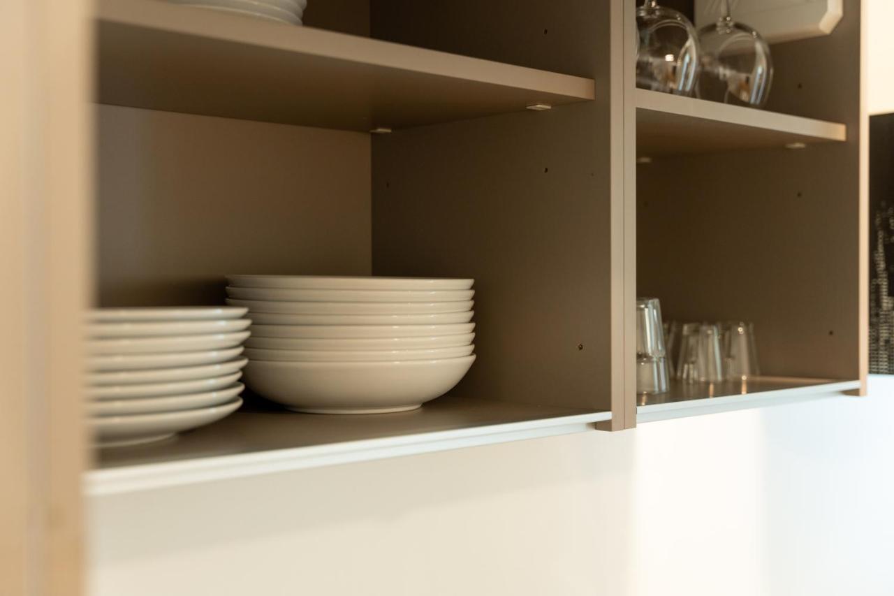 15Min Metro Duomo - Rho Fiera - Skyscraper Kitchen Apartment Milan Exterior photo
